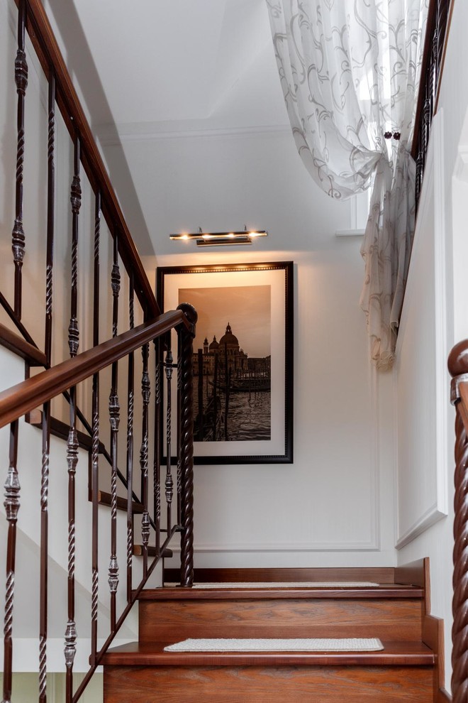 ДОМ В СТИЛЕ НЕОКЛАССИКИ В БЛАГОДАТОВА. РЕАЛИЗАЦИЯ.