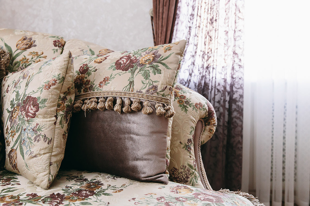 Реализация:Классика с нотками востока в бирюзе