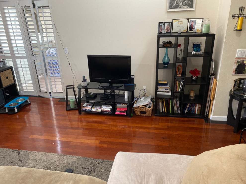 what color TV Stand should I buy?