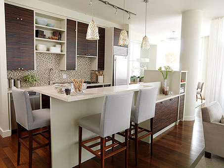 Transitional kitchen photo in Austin