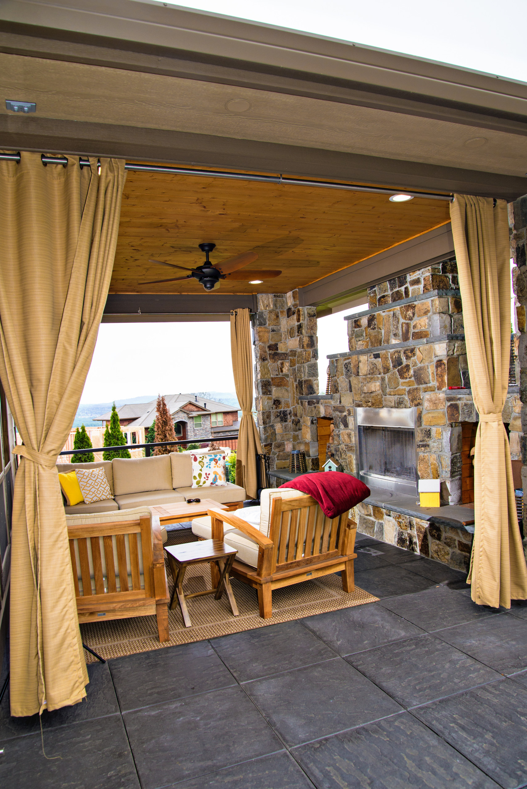 Washougal Outdoor Living Area