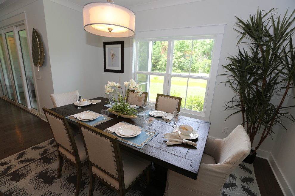 Dining room - transitional dining room idea in Atlanta