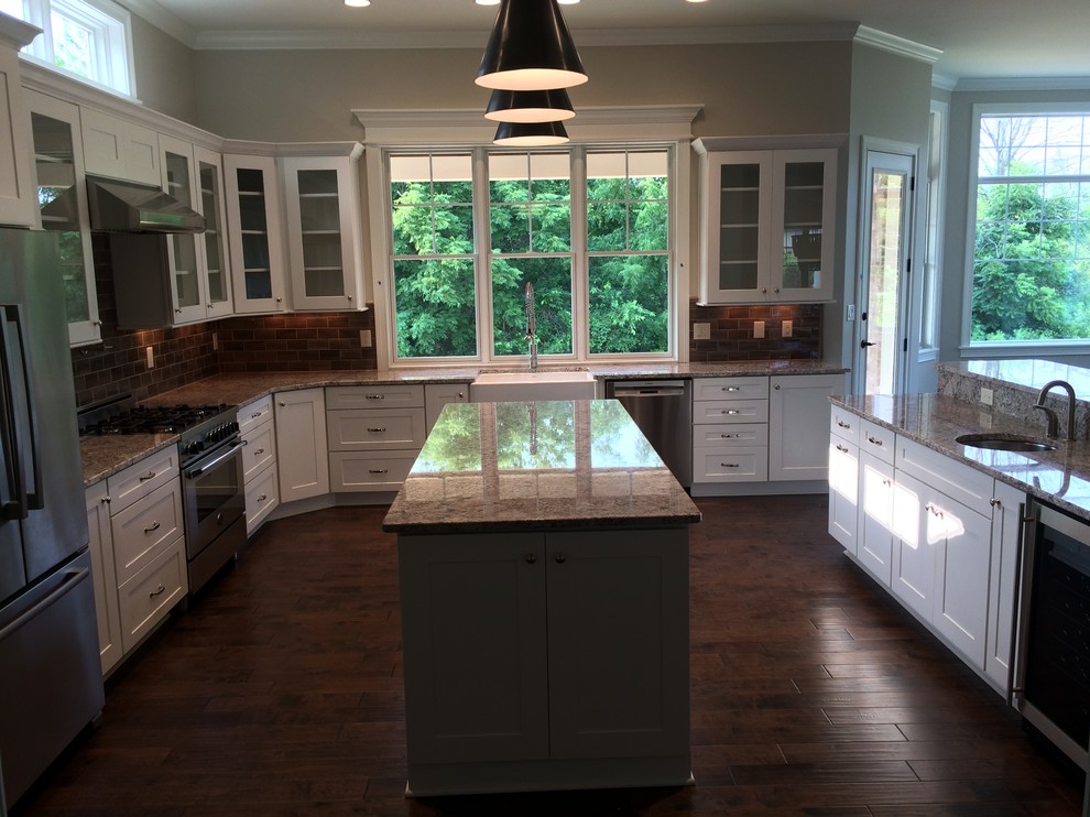 Example of a transitional kitchen design in Indianapolis