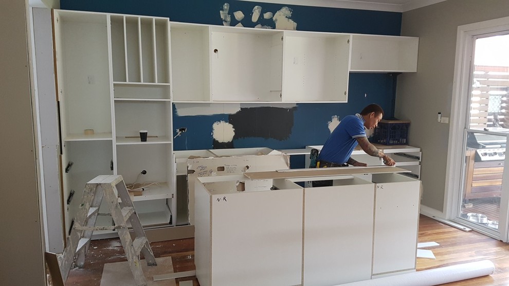 A KITCHEN WITH MANY DIFFERENCES - COMPLETES THE HOME