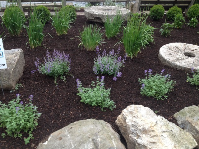 Red Mill rustic-garden