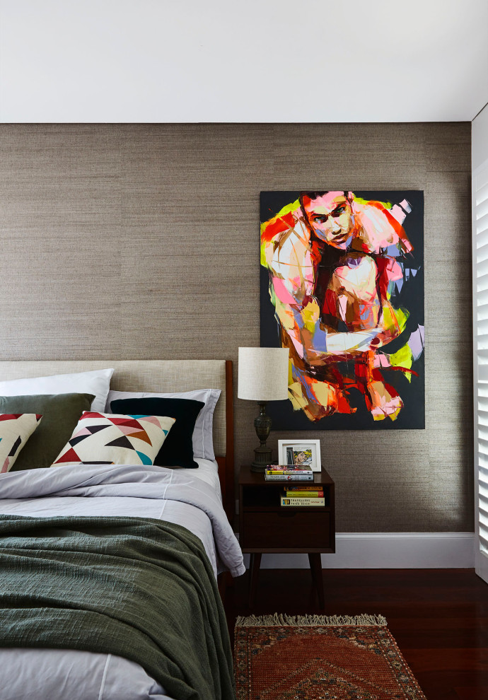 Photo of a midcentury bedroom in Sydney.