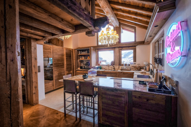 Chalet Val modern-hemmabar