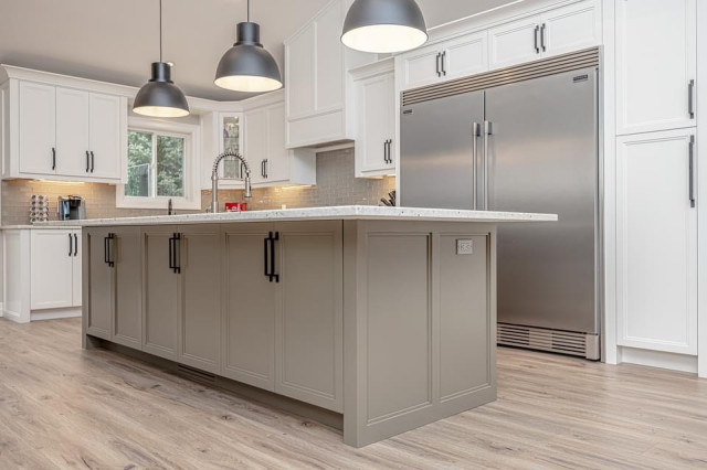 Collingwood Kitchen beach-style-kitchen
