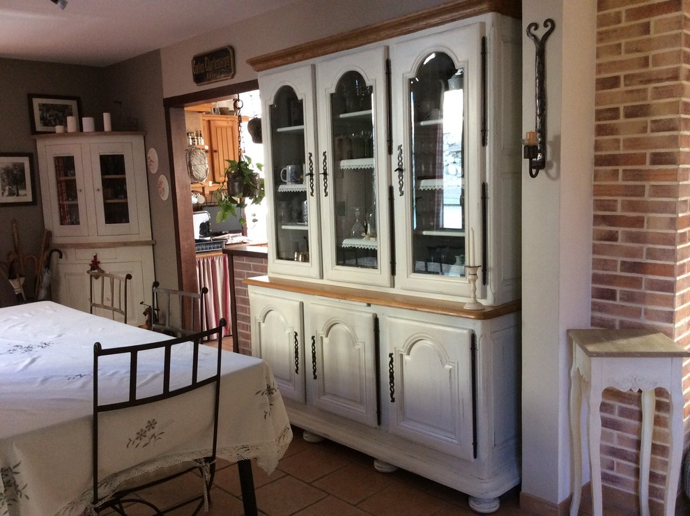 Vitrine patinée "écume shabby" - FONTENAY EN PARISIS