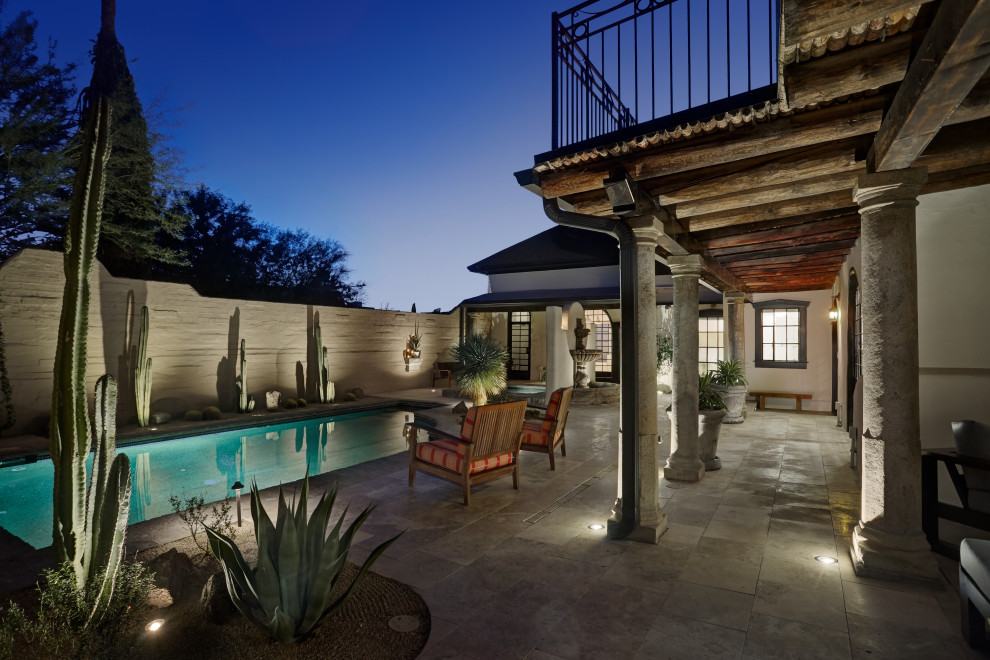 Home design - rustic home design idea in Phoenix