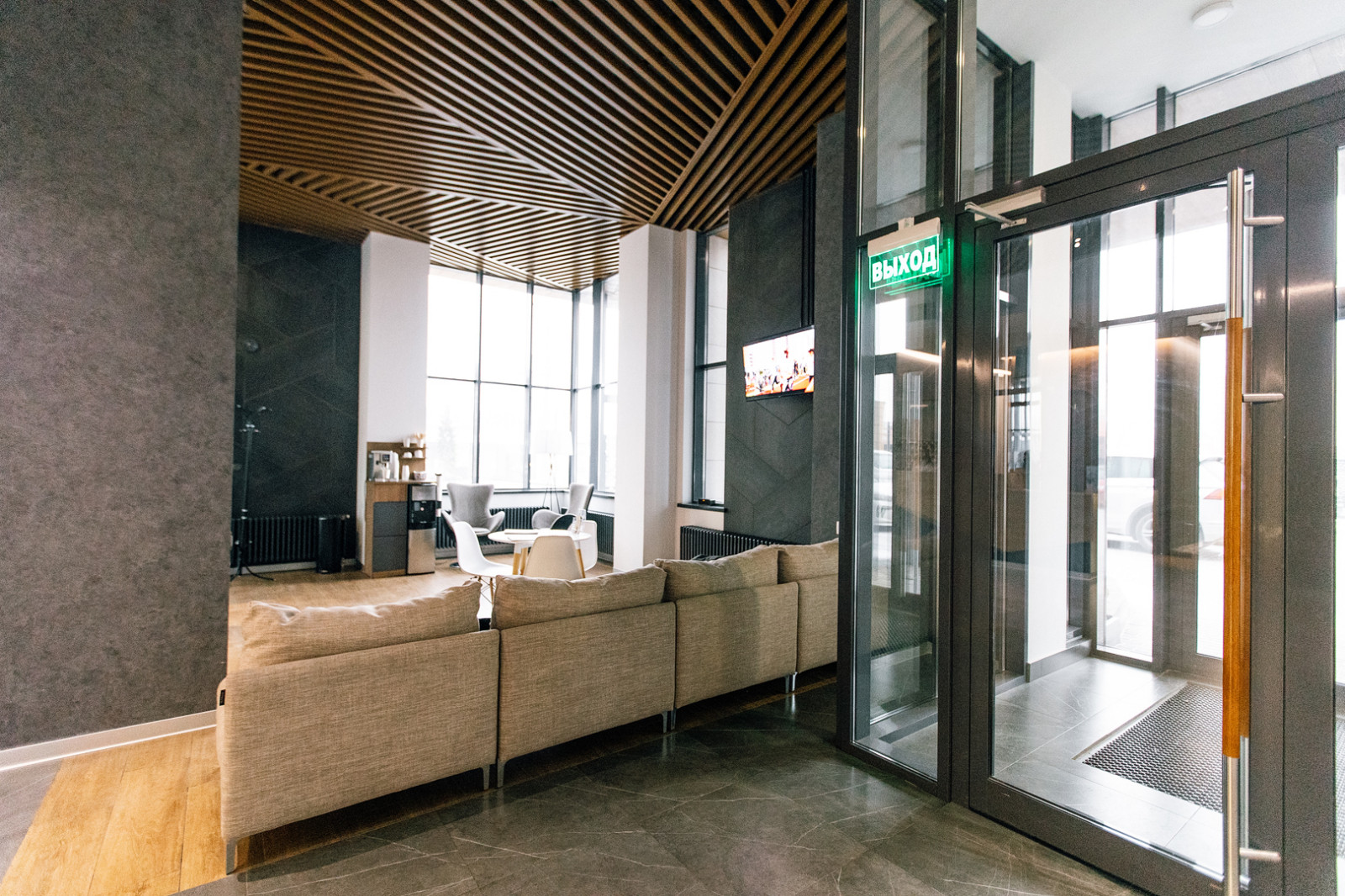 Челябинск. Интерьер Свободы 77