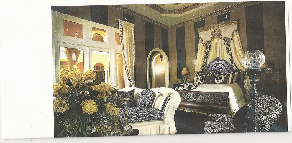 This is an example of a traditional bedroom in Orlando.