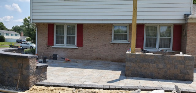 Patio/Seating Wall/Steps/Pergola and Outdoor Kitchen