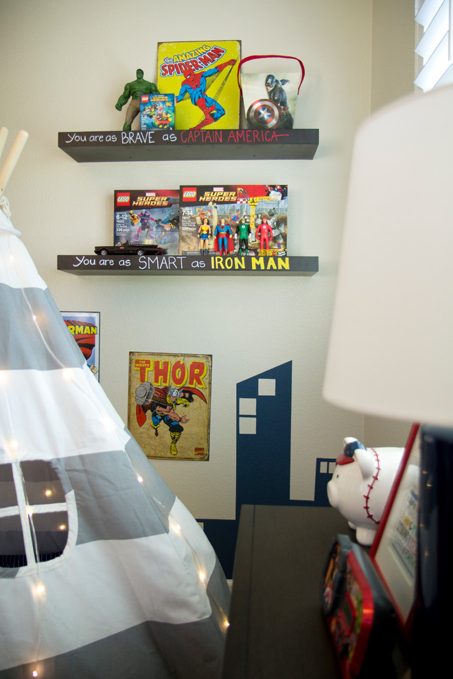 Inspiration for a mid-sized eclectic home design remodel in San Diego