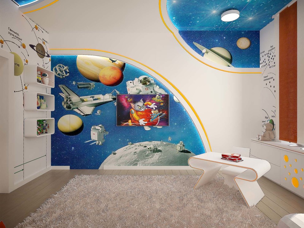 Жилой дом с бассейном 1400 кв.м.