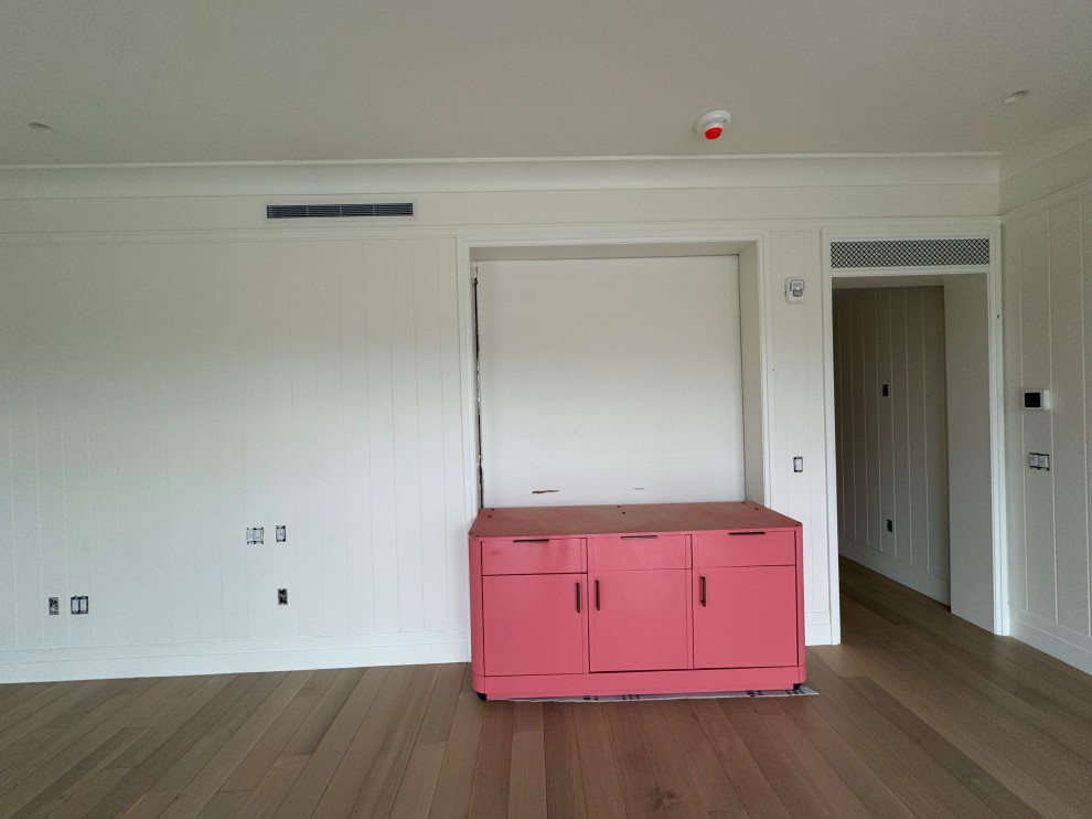 NF301 - Naples Beach Club