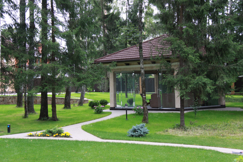 Заветы Ильича. Парковая зона.