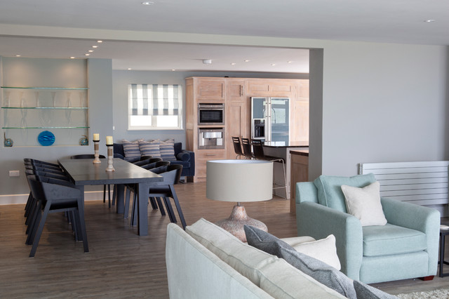 Mawgan Porth, Cornwall beach-style-living-room