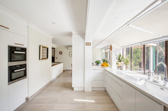 Kitchen with Lexicon Quarter Poly doors - Contemporary - Kitchen ...