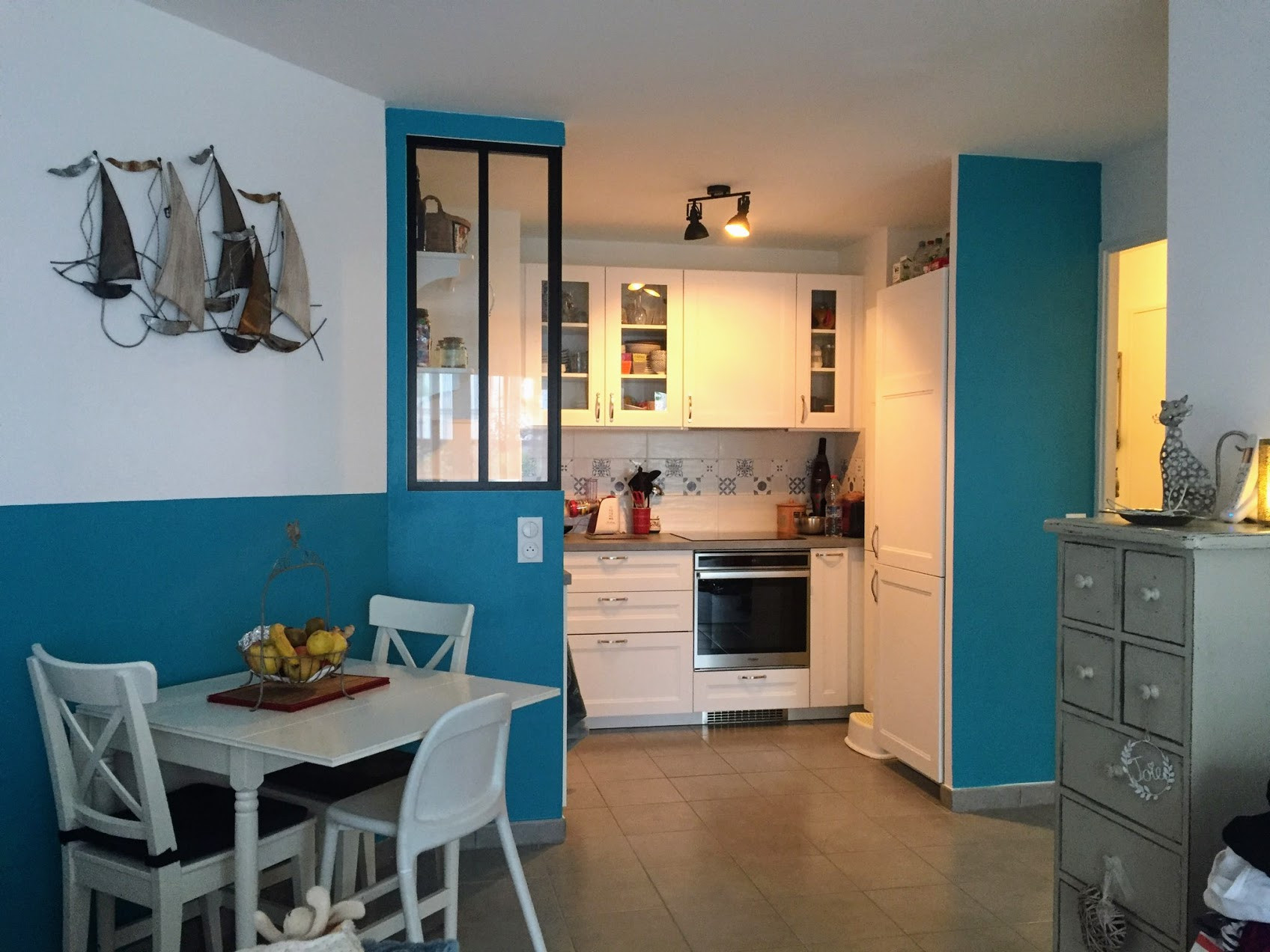 CUISINE: installation d'une cuisine en appartement neuf 7m2
