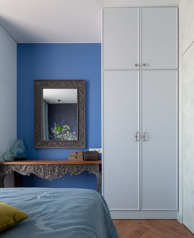 Винтаж в ярком интерьере 4-х комнатной квартиры