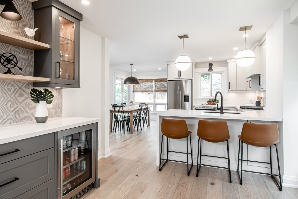 Home design - scandinavian home design idea in Toronto