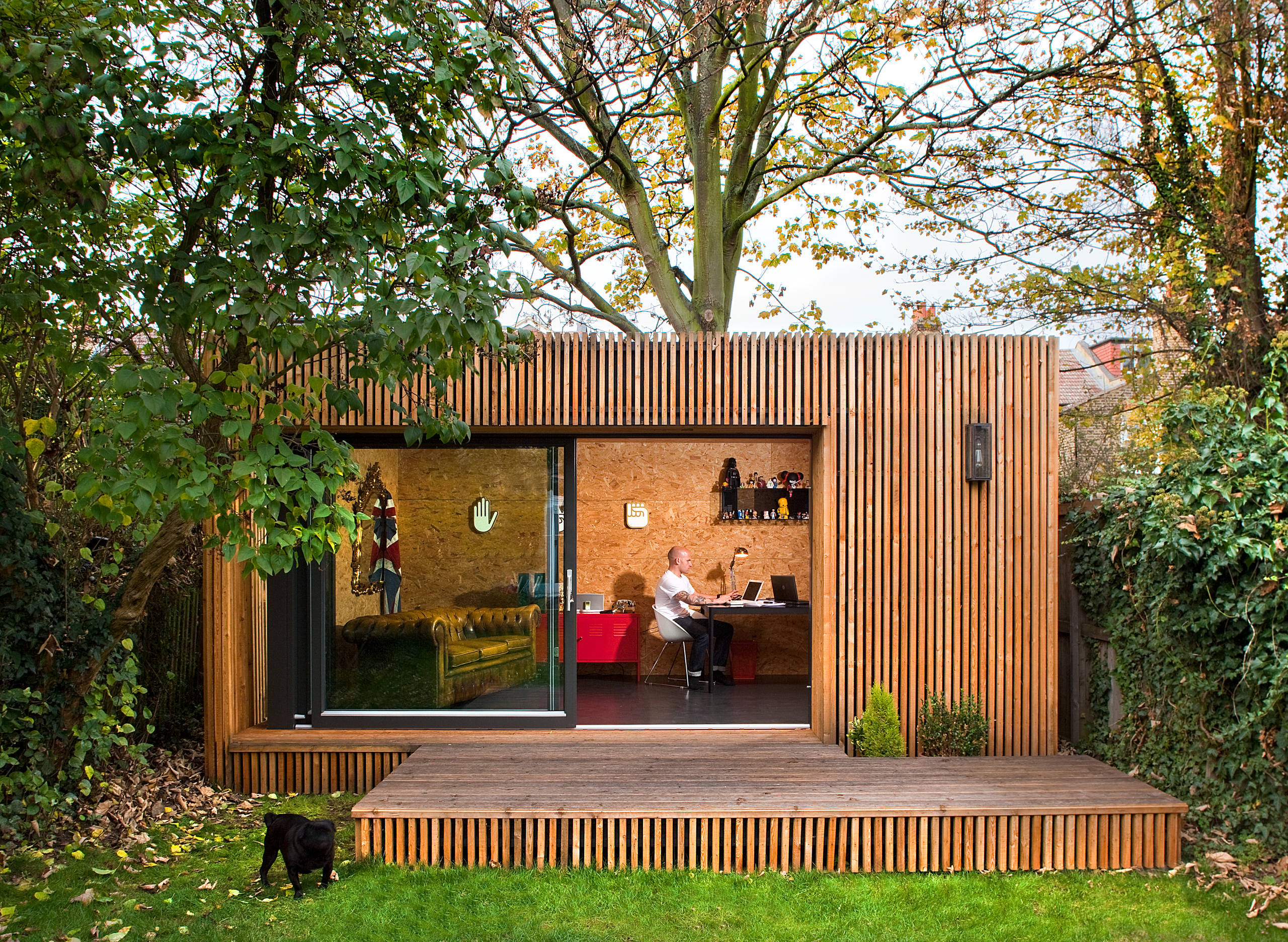 おしゃれなガレージ・小屋の画像 75選 - 2026 年 7月 | Houzz (ハウズ)