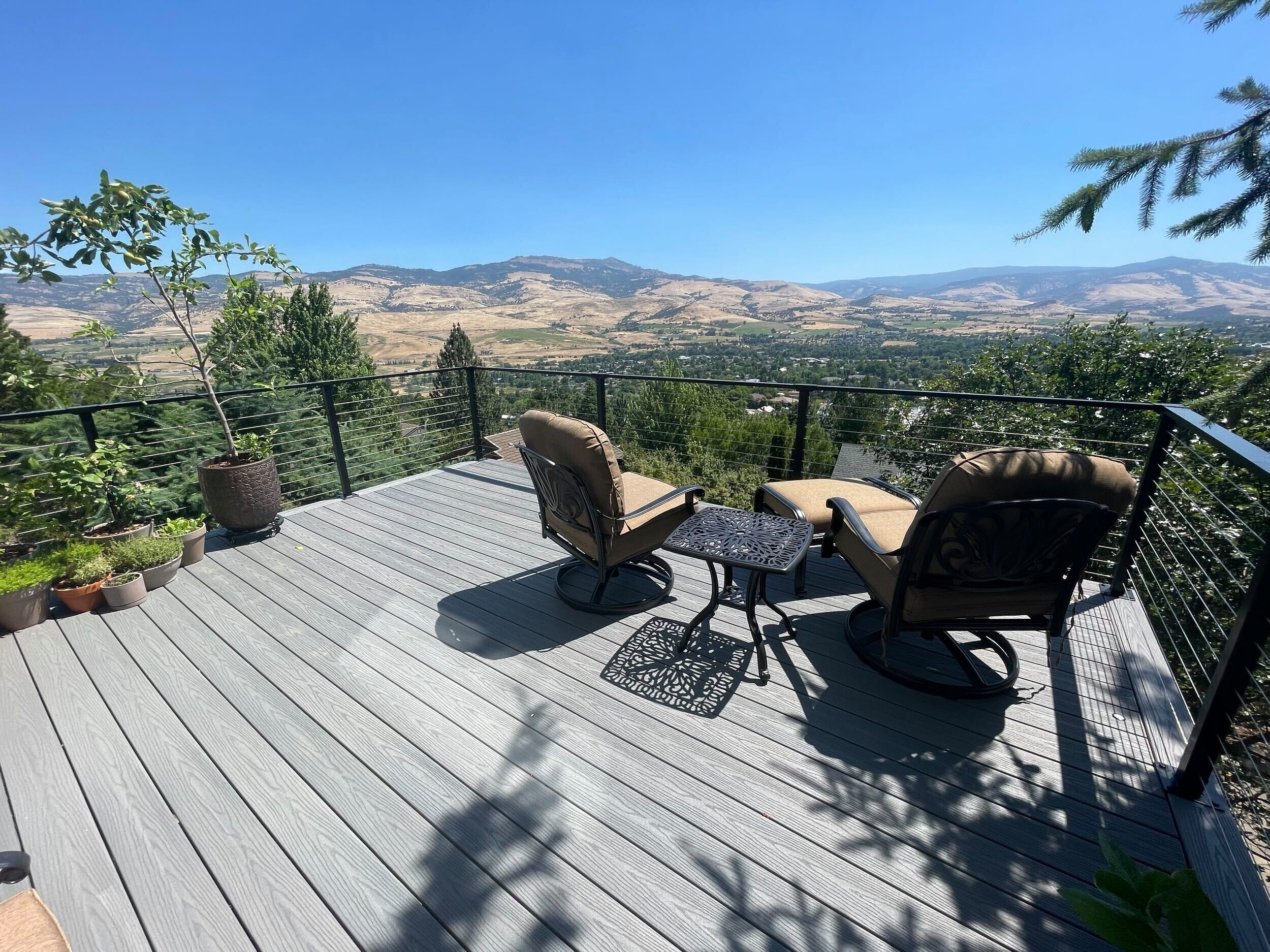 Deck Remodel - Dogwood Way