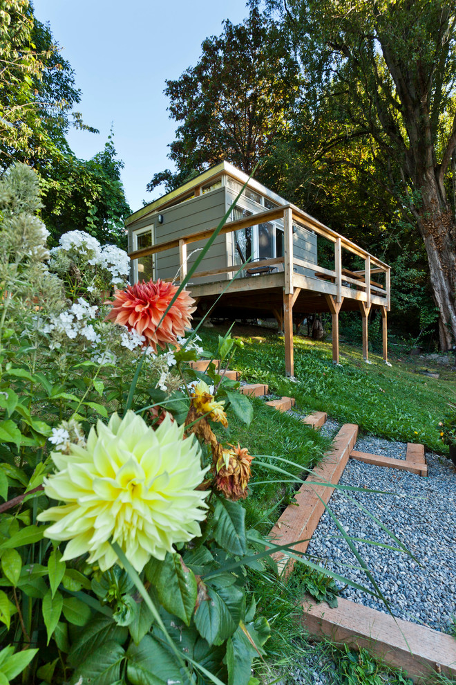 Beacon Hill, Seattle, WA Guest Home - Modern - Shed - Seattle - by