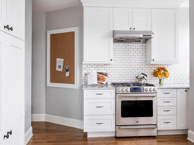 Hyde Park Kitchen traditional-kitchen