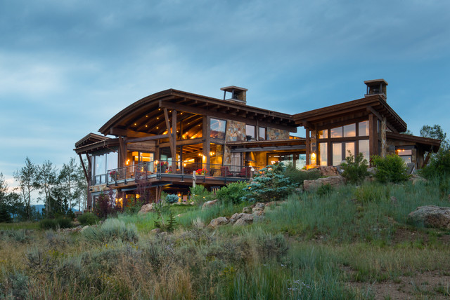 Summit County Ranch american-craftsman-haeuser