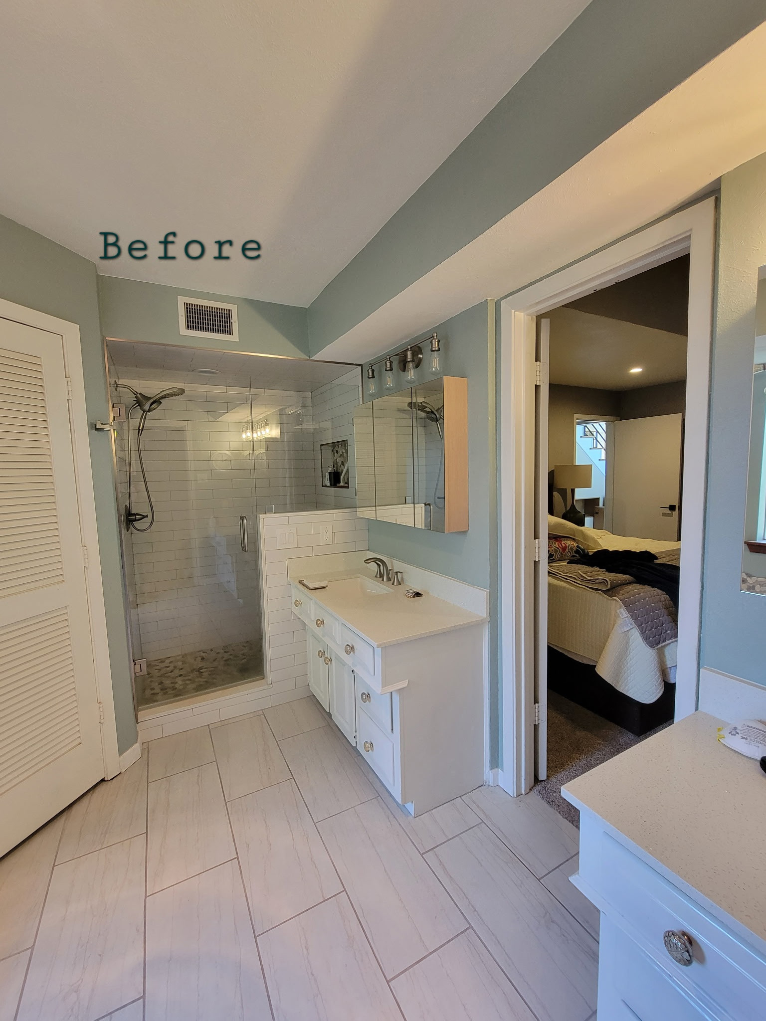 CONTEMPORARY MASTER BATHROOM WITH WALKING CLOSET