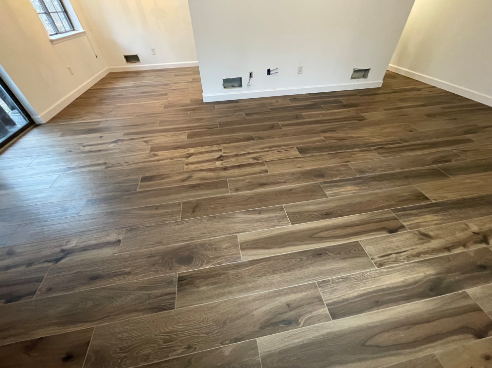 Floor Tile - Woodgrain Look - Apartment Makeover