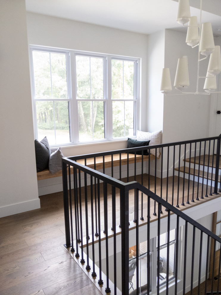 Home design - transitional home design idea in St Louis