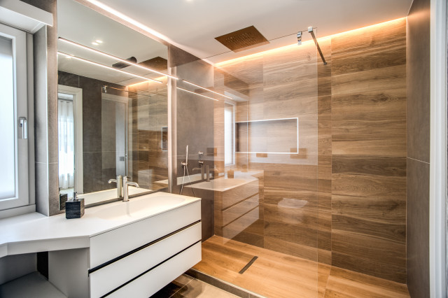 RIVARONE contemporary-bathroom