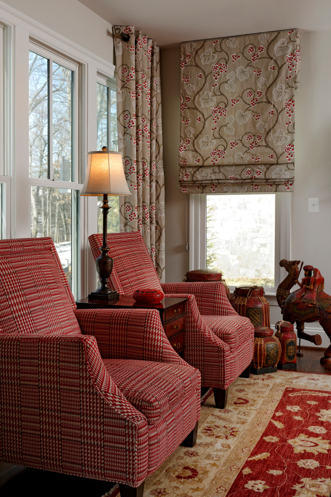 Example of a transitional home design design in DC Metro