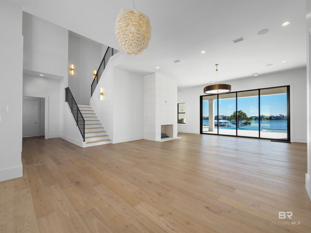 Refined Luxury Waterfront