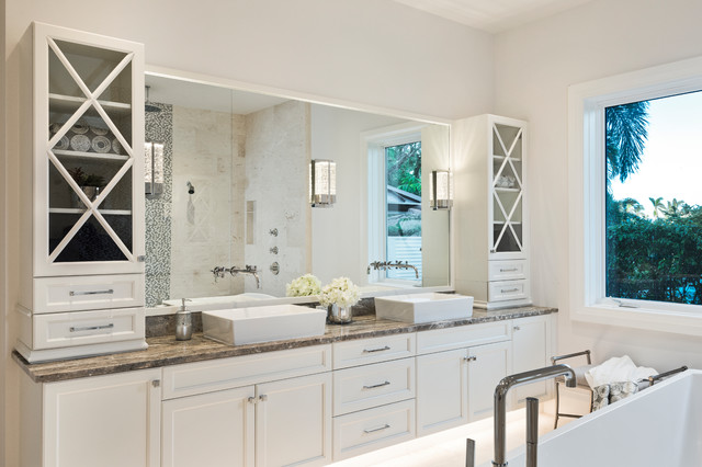 Seaside Home fusion-bathroom