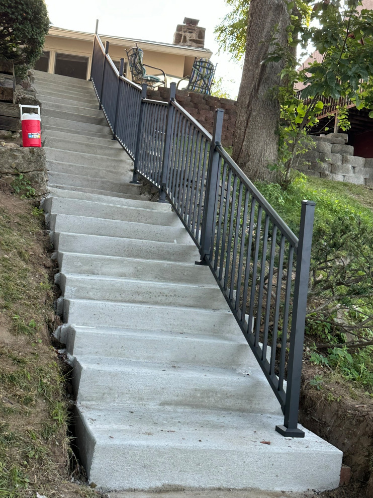 Adjustable Dock Landing, Steps & Patio