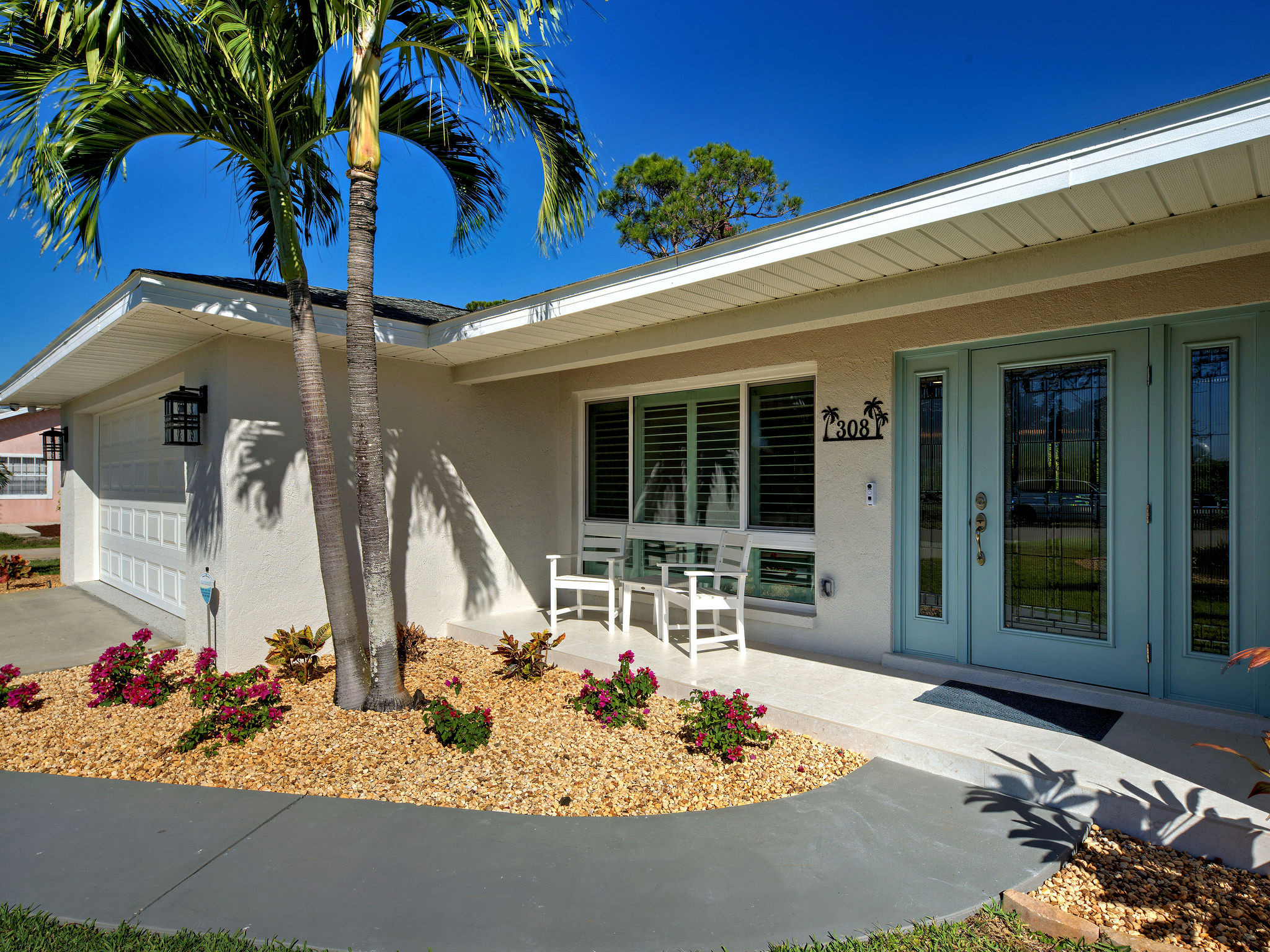 Beach Bungalow in Venice