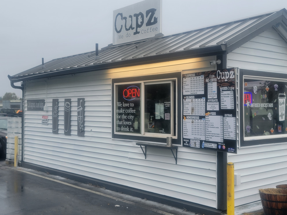 Cupz Coffee Painting and Floor