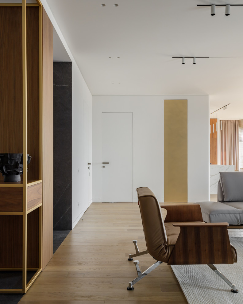 Квартира на набережной