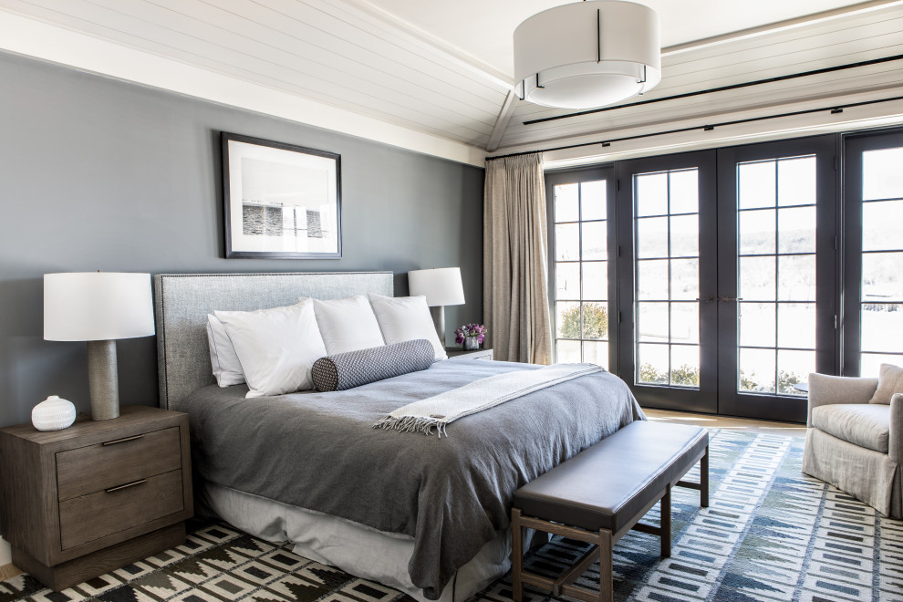 Bedroom - farmhouse bedroom idea in New York
