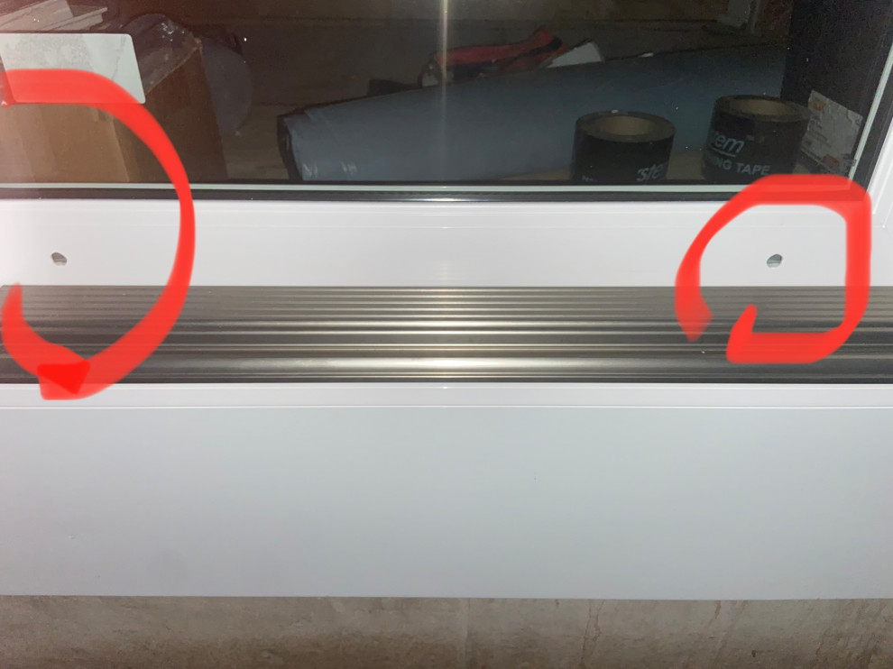 Okna Elegante Patio Door Roller Adjustment on the Outside?