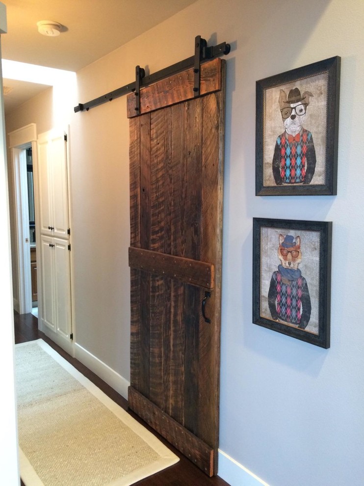 Home design - rustic home design idea in Seattle