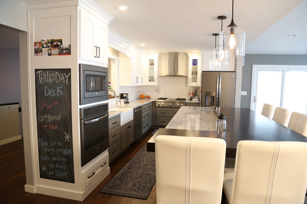 Example of a transitional kitchen design in Cedar Rapids