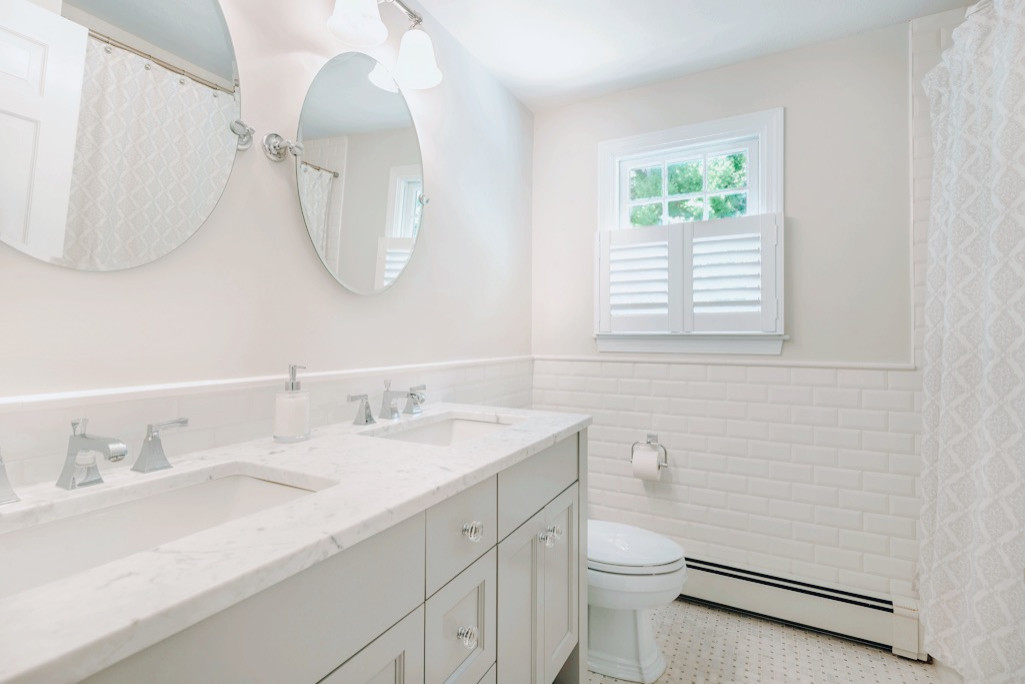 Medfield Colonial Children’s Bathroom 