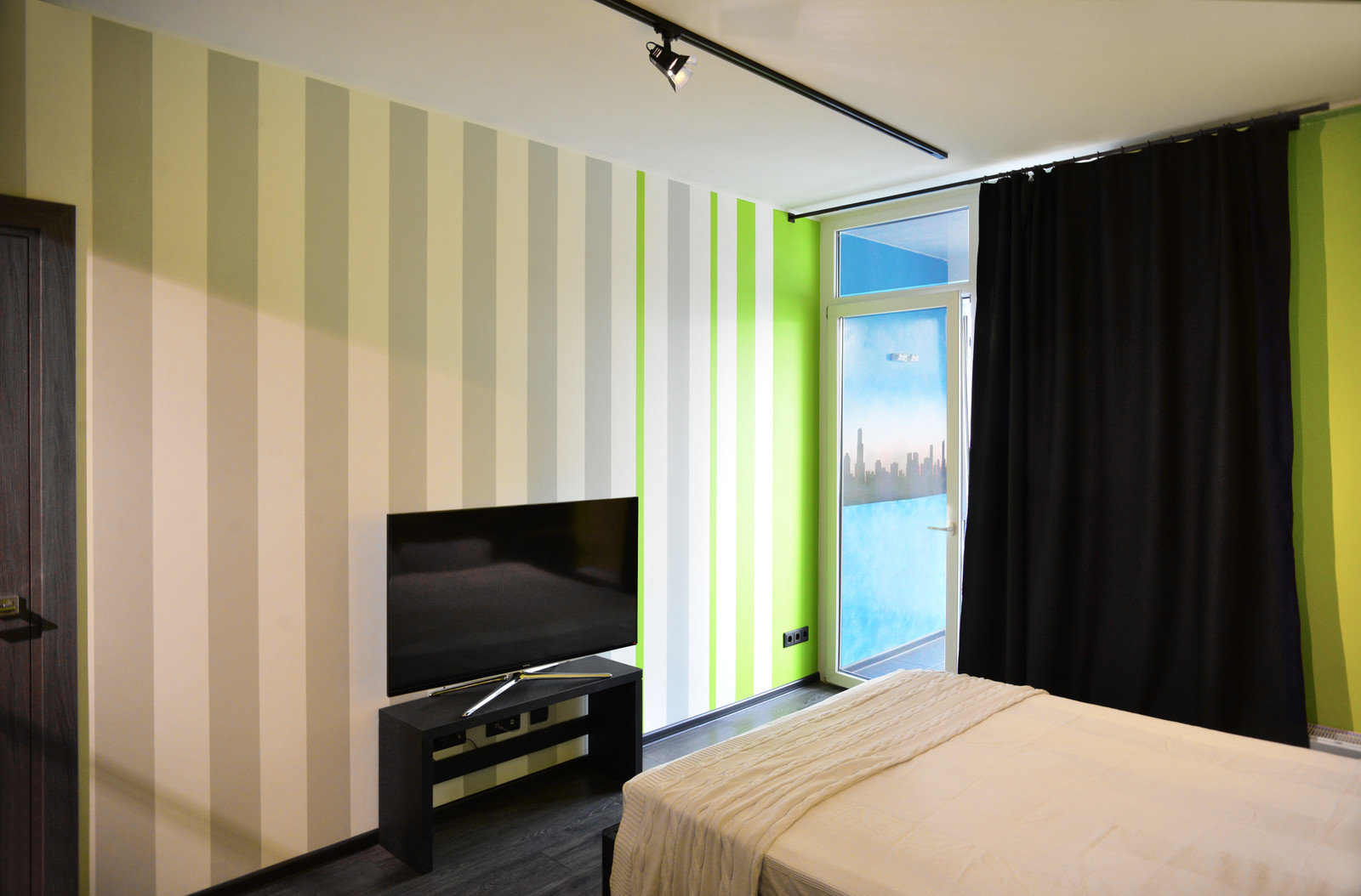 Квартира в стиле авангард для пары фрилансеров