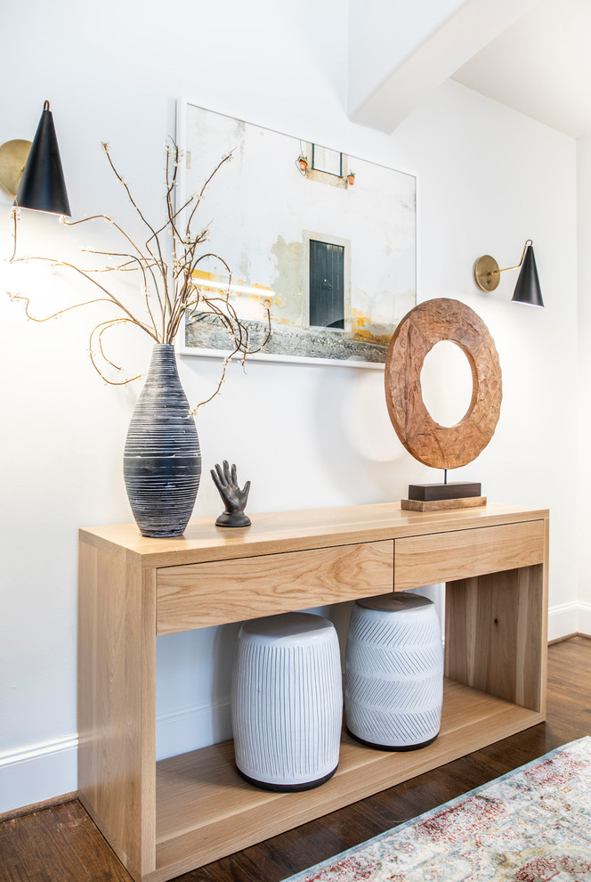 Inspiration for a transitional entryway remodel in Dallas