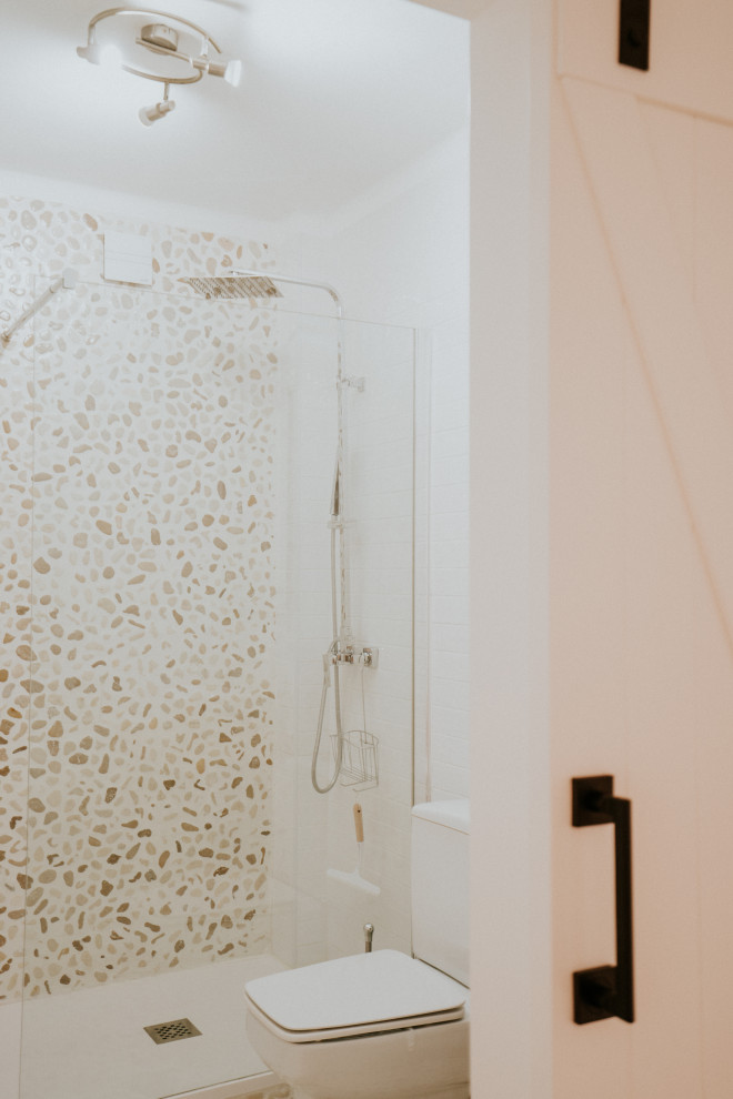 APARTAMENTO JUNTO AL MAR: DISEÑO PARA EL TURISMO
